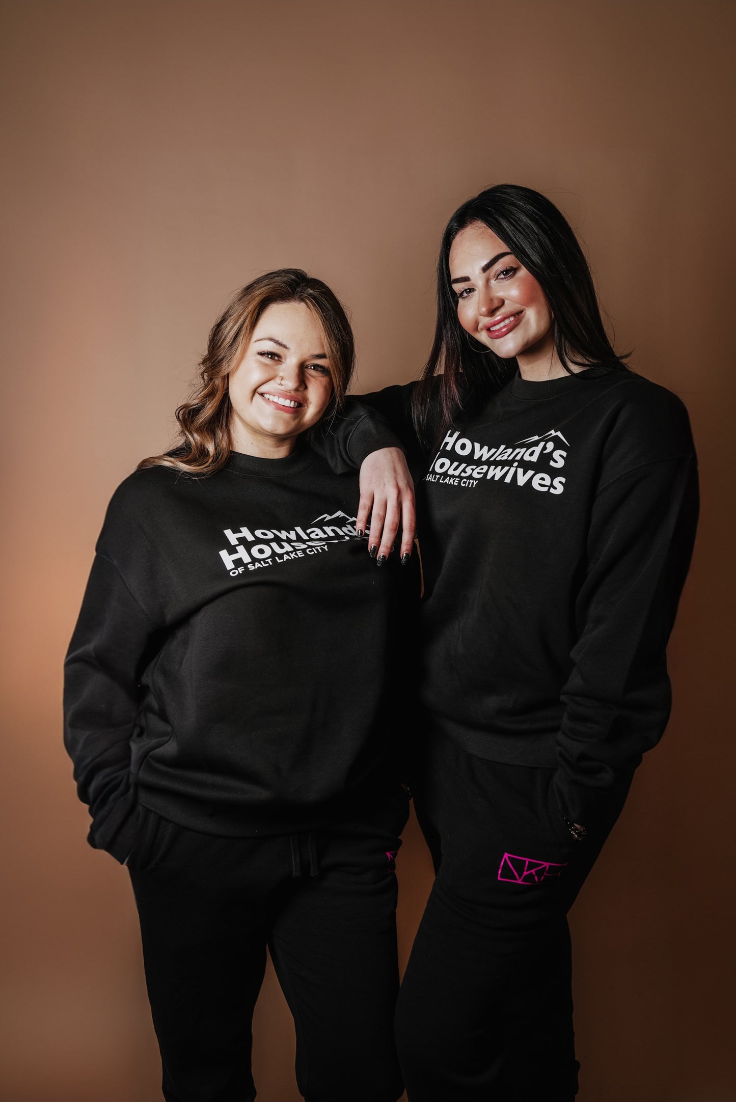 Howland Housewives Crewneck