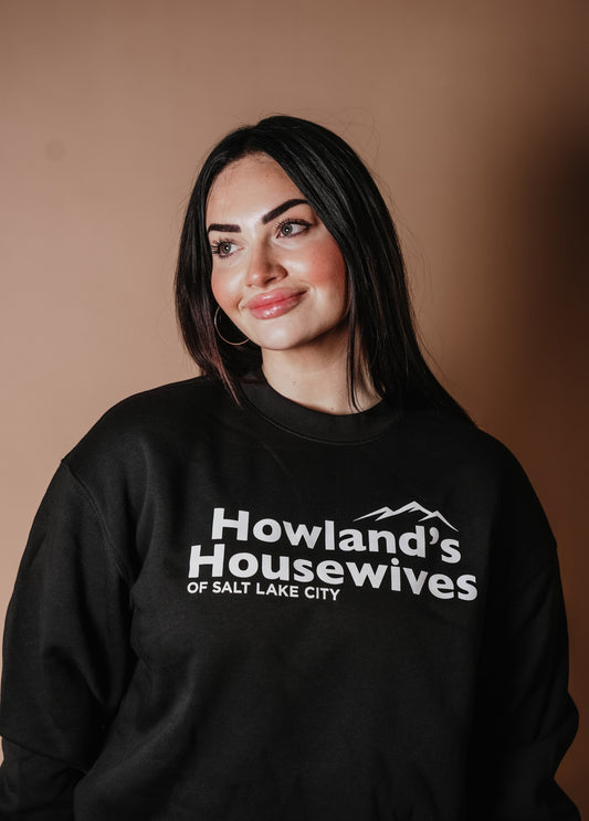 Howland Housewives Crewneck